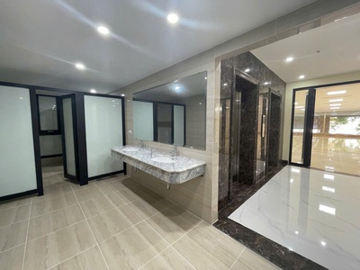 Bán tòa nhà văn phòng mặt phố hoàng ngân, cầu giấy 3