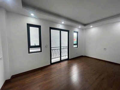  siêu phẩm nhà đẹp trung tâm đống đa   thang máy   gần vườn hoa trần quang diệu  1