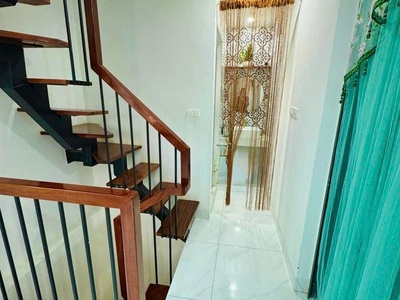 2.35 tỷ bán nhà tân khai 3 tầng long lanh hoàng mai 4