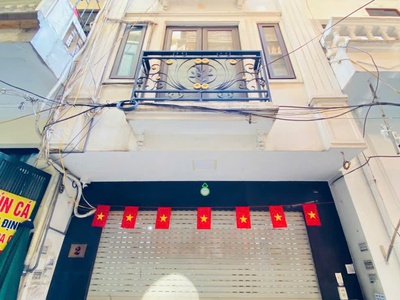 Bán nhà Trung tâm Cầu Giấy 45m 5 tầng gần phố giá nhỉnh 13 tỷ 0