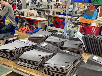 Xưởng làm quà tặng da thật cho doanh nghiệp   LH 0812.213.929 0