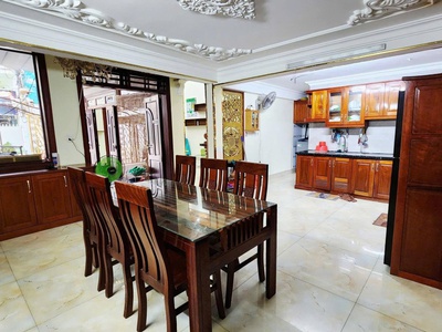 Cho thuê nhà 3 tầng Đỗ Bá, 5PN, Full nội thất giá chỉ 30tr/tháng,có sân để ô tô. 8