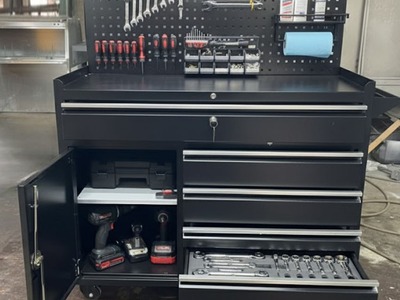 Tủ đồ nghề 6 ngăn kéo 1 cánh kết hợp bảng treo 1