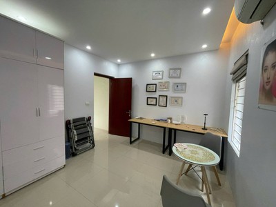 Nhà mới bán  bán nhà lê văn hưu, 85m2, 4 tầng, mặt tiền 4m, 46.5 tỷ, ô tô, dòng tiền 40 tr/ tháng 2