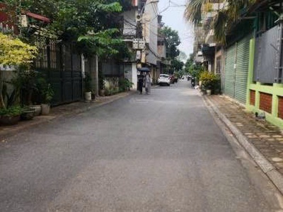 Chính chủ bán lô gần 200m2 - vị trí đẹp tại ngõ 95 đa tốn, gia lâm - - đường ô tô tránh 1