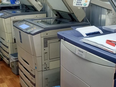 Mình muốn sang lại cửa hàng photocopy tại cổng trường đại học văn lang 2