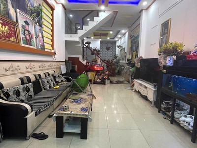 Nhà đẹp hiệp thành 13 quận 12 hẻm ô tô 4pn 5wc chỉ 5 tỷ 4. 1