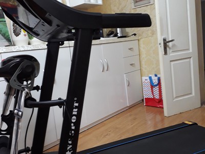 Mua máy chạy bộ điện cũ hỏng , mua xe đạp tập thể dục tại nhà 2