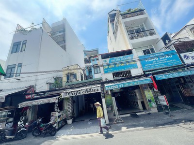 Bán nhà mặt tiền đường xóm chiếu, quận 4 - chính chủ chưa qua đầu tư - giá tốt nhất khu vực đang 0