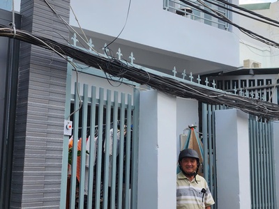 Chính chủ cho thuê nhà nguyên căn 2 tầng đường phạm thế hiển, dọn vào ở ngay 0