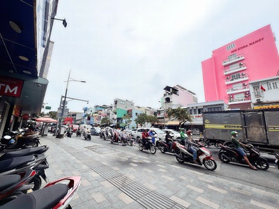 Bán nhà mặt tiền 40m đ. nguyễn văn cừ, quận 5 - 145m2 - chính chủ 1 đời xưa   lh giang 1