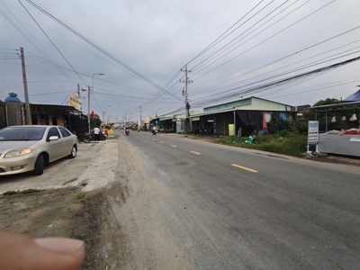 Bán lô đất thổ mặt tiền tỉnh lộ 833 giá 2 tỷ 3