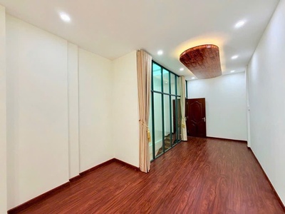 Mặt tiền bình tân, 1trệt 3lầu, 5 phòng ngủ, đường 12m 4