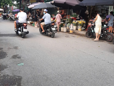 Bán tòa nhà văn phòng phố xuân la cách hồ tây 300m 4