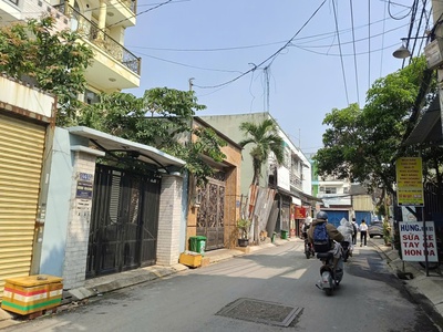 Mặt tiền hẻm nhựa 8m kinh doanh đ số 6-57m2 -cấp 4 khu vực xây cao tầng-giá nhỉnh 3 tỷ 0