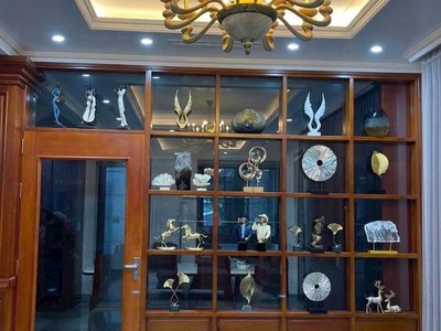 Cho thuê căn biệt thự 3 tầng khu Ecopark, TP Hải Dương, 200m2, sân vườn đẹp, an ninh 4