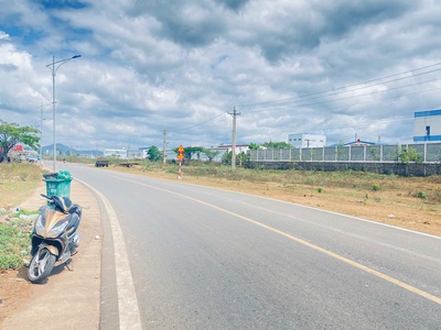 Đất mặt tiền nhựa chính kcn phú hội, đức trọng, lâm đồng 1