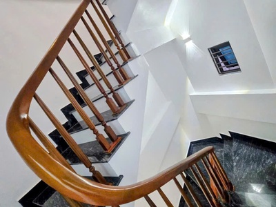 Giảm 300 Triệu để Trả nợ Ngân Hàng. Bán Nhà 3 Tầng ngõ phố Vũ Hựu - Tphd 7