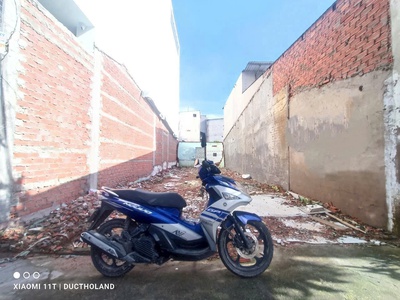 Giảm 200tr bán nhanh đất đẹp sát mặt tiền tx38, phường thới an, 4.95x18m còn 5.3 tỷ tl 0