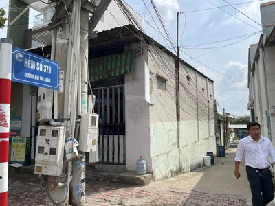 Chính chủ gửi bán lô đất vị trí đẹp   trung tâm thành phố 0