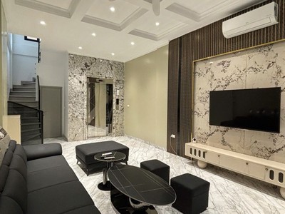 Bán nhà hồng tiến dân xây- gara- thang máy -full nt 35m 7 tầng nhỉnh 11tyr  tl 2