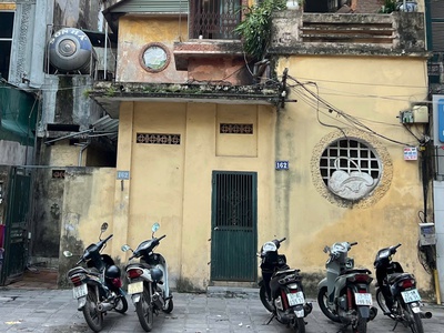 Chính chủ cần cho thuê nhà riêng 3 tầng trong ngõ phố triệu việt vương, quận hai bà trưng, hà nội 2