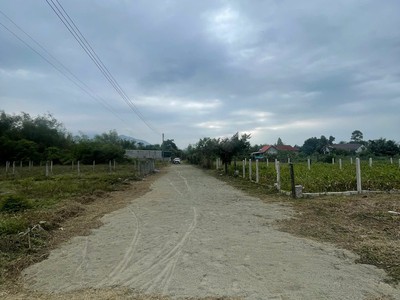 Chủ cần để lại lô đất đẹp nở hậu xã diên bình - diên khách thổ cư 100 0