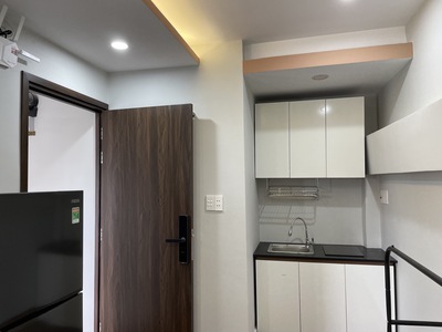 Nhà chính chủ 20 năm chưa qua đò-3 tầng-4pn- nhà 2 mặt hẽm-hẽm thông-sát mặt tiền lạc long quân 4