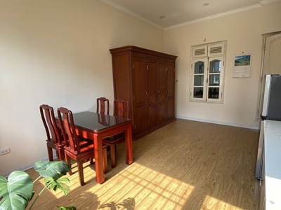 Cho thuê căn hộ cao cấp đội cấn - ba đình - 70m2 10 triệu vào ngay 4