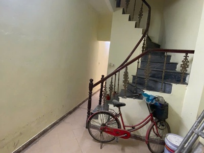 Cho thuê nhà nguyên căn ngõ 91 lương đình của, 4 tầng x 30m2, 4 ngủ, 3 vệ sinh, 8 triệu 0