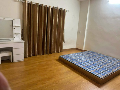 Cho thuê nhà vĩnh tuy 32m x 5 tầng, 3 phòng ngủ, 4 wc, 13 triệu 3