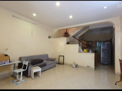 Cho thuê nhà ngõ 120 vĩnh tuy,  50m    3 tầng, 9.5 triệu/tháng 2