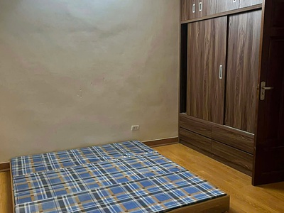 Cho thuê nhà vĩnh tuy 32m x 5 tầng, 3 phòng ngủ, 4 wc, 13 triệu 2