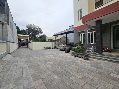 Mời thuê khách sạn 30 phòng, giá đẹp tại trung tâm phường vĩnh phúc, phú thọ 3