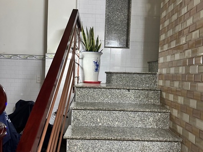 Mặt tiền kinh doanh 5tầng - vip - 8phòng 8wc - đường nhựa 12m - sổ vuông q12 nhĩnh 7tỷ 1