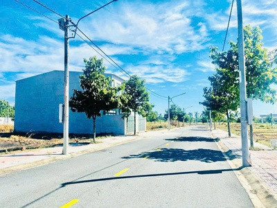 Cần bán 1 lô đất 75m2 gần chợ bến cát giá 919tr 1