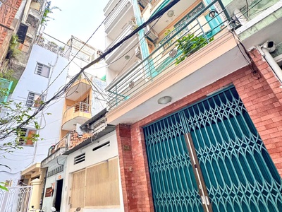 Bán nhà hxh đ.lê thánh tôn, quận 1- dt 64m2 full thổ cư- view trực diện chợ bến thành siêu hiếm- 0