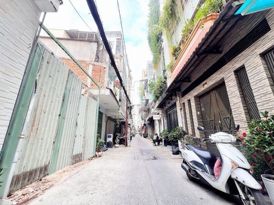 Bán nhà 4 tầng hxh đ.võ văn tần, quận 3 - hiếm ngang lớn 6m 8,5m sh vuông đẹp- ngay góc cmt8 - chỉ 2