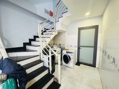 Giáp q1 - đinh tiên hoàng - bình thạnh - nhà chính chủ - chdv - 5 tầng 12 phòng - gấp bán 8.6 tỷ - 3