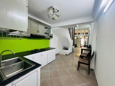 Bán nhà 134/ lý chính thắng -  gần nam kỳ khởi nghĩa, 3,1x14m, 3 tầng - 4 pn, 6,9 tỷ. 0