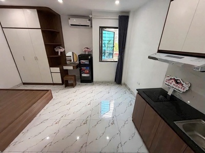 Tòa căn hộ dịch vụ kim mã 55m x 6 tầng thang máy 15,5 tỷ dòng tiền 50tr/tháng 0