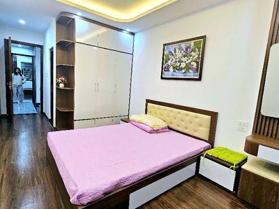 Văn cao dt 45m x5 tầng 16,8 tỷ ngõ 3m thông,cách ô tô 30m,gần phố,gần hồ tây 2