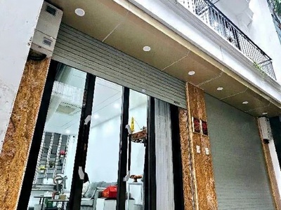 Văn cao dt 45m x5 tầng 16,8 tỷ ngõ 3m thông,cách ô tô 30m,gần phố,gần hồ tây 0