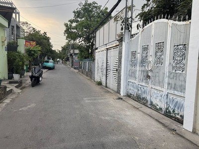 Cho thuê nhà cấp 4 Hẻm 92 đường số 2 - Trường Thọ Thủ Đức. DT 83m2 Gồm 1pn1wc   Sân Giá 7.5tr Chốt. 3