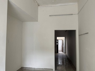 Cho thuê nhà cấp 4 Hẻm 92 đường số 2 - Trường Thọ Thủ Đức. DT 83m2 Gồm 1pn1wc   Sân Giá 7.5tr Chốt. 5