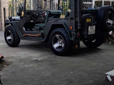 Chính chủ bán xe Jeep 4