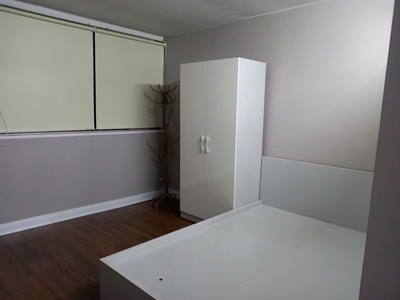 Cho thuê căn hộ chung cư 45m2, tầng 5, tại 172 Giải Phóng, Hà Nội, 6,5tr/th, 0911782678 1