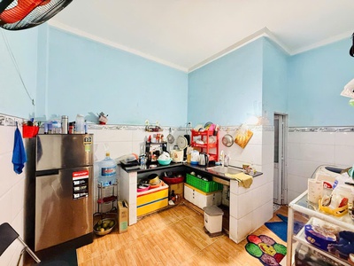 Nhà sổ hồng riêng 1 lầu 4mx10m chỉ 3 tỷ xíu bến xe buýt hiệp thành q12 3