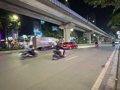 Bán gấp tòa nhà đẹp 9 tầng mặt phố Quang Trung, 220m2, mặt tiền rộng 9m, 2 mặt phố, vị trí đẹp, 0