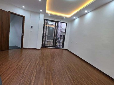 Nhà thông phố Hào Nam 45m2 x 5T 2 mặt thoáng cách ô tô tránh 30m về ở ngay, hơn 8 tỷ 1